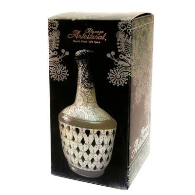 Riqueza Artesanal Anejo Tequila 1L